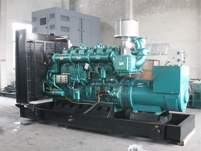 山阳200KW 柴油发电机的油耗是多少？